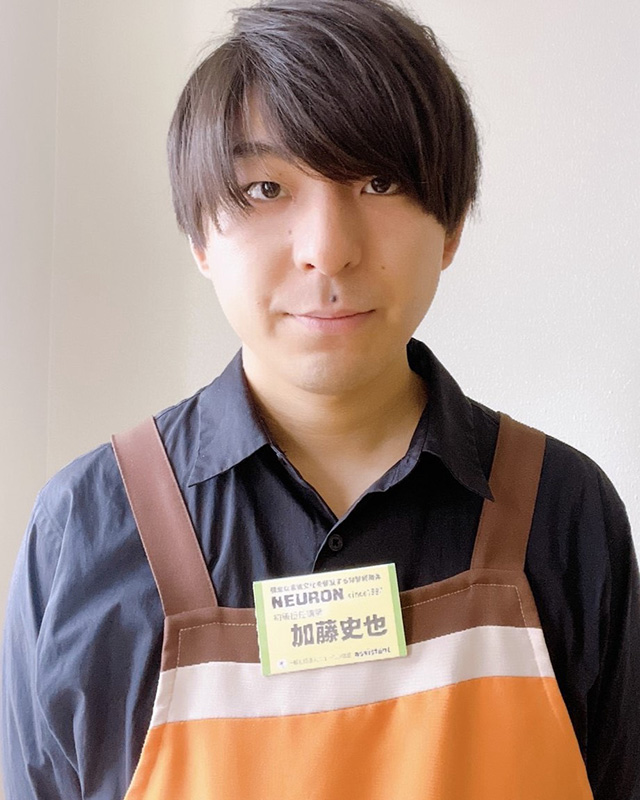 加藤　史也